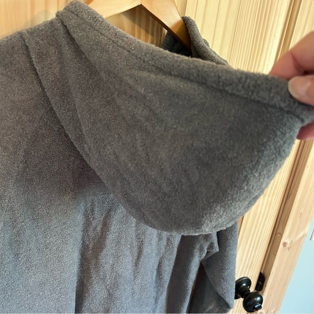 Young Fabulous & Broke Terry Fleece Chenille Hoodie Sweatshirt. Size Large. - Picture 6 of 12